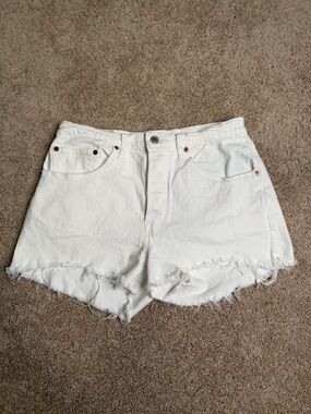 Levi’s 501 White Denim Shorts High Rise Button Fly Raw Hem Cut Off Size 30
